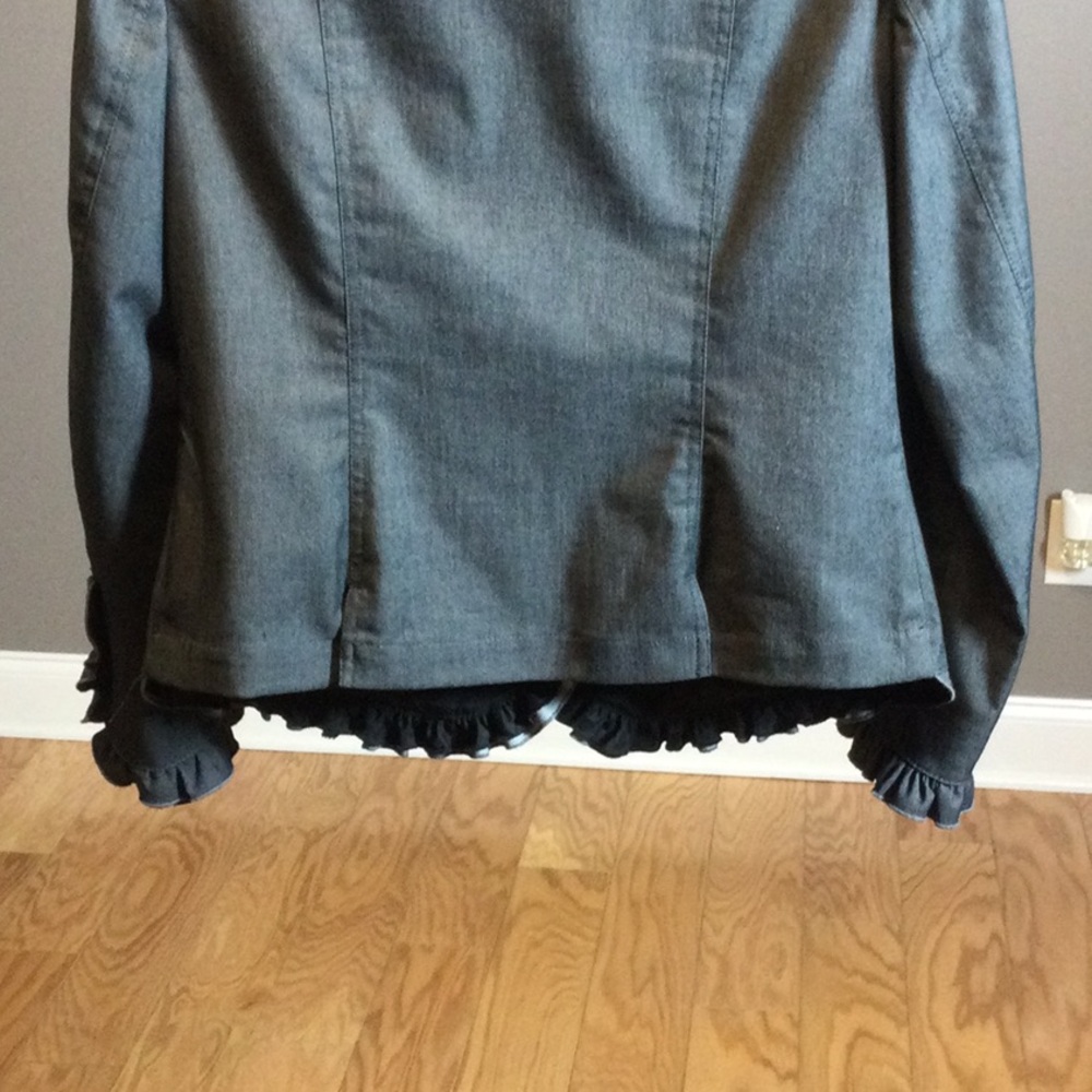8 Randy Kemper Ruffled Gray Jacket - Picture 8 of 16
